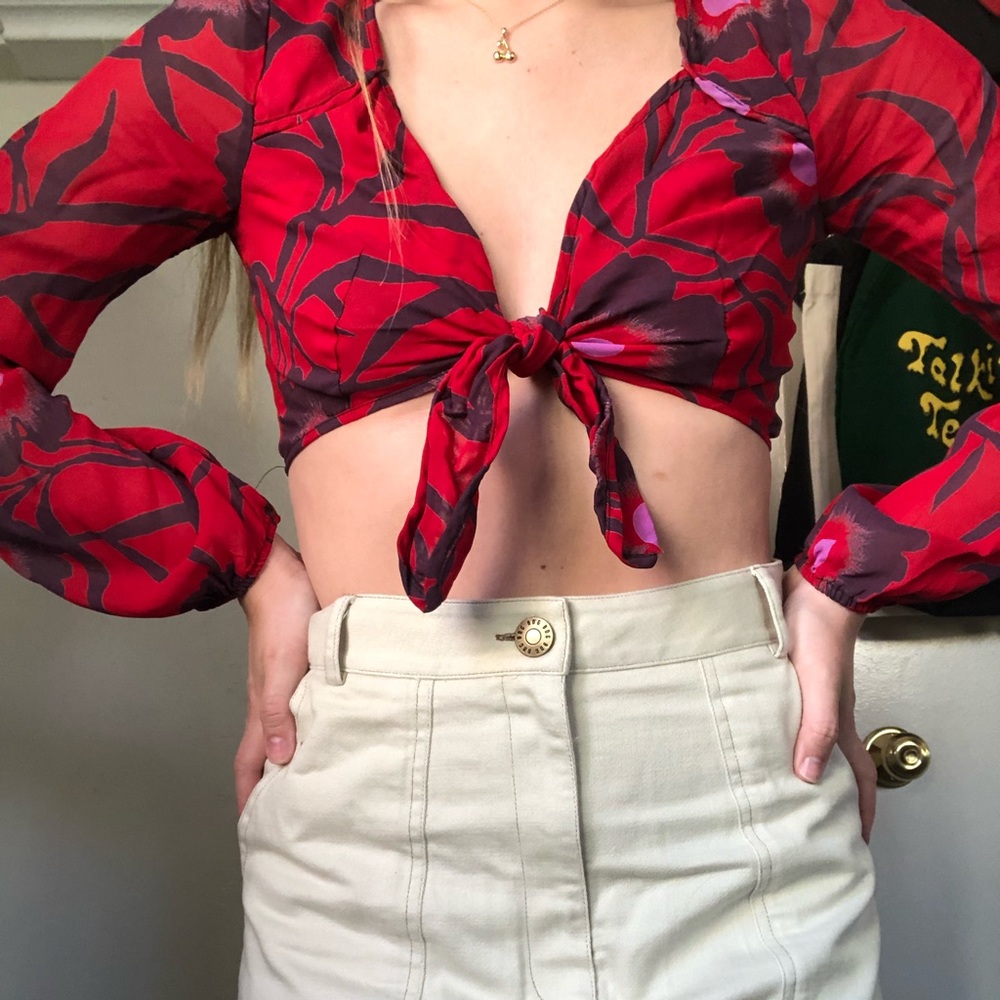 urban outfitters urban renewal 70s vibe top 🍒